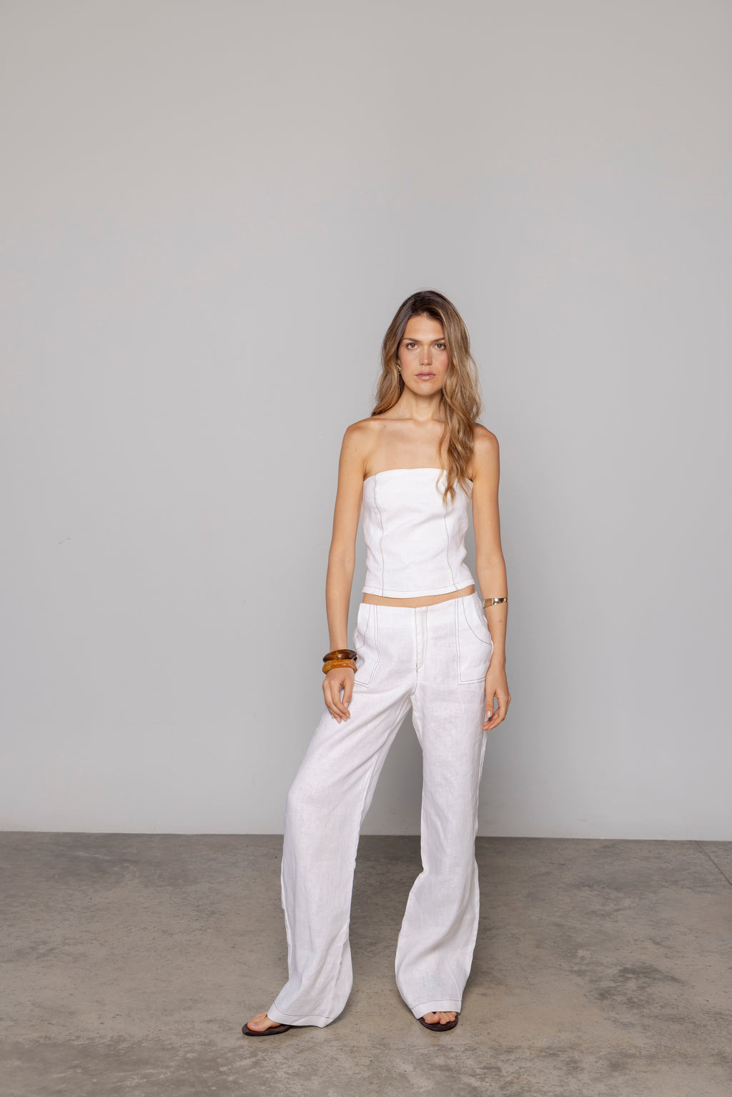 EVA STRAPLESS TOP CONTRAST WHITE